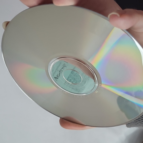 Audrey Hepburn CD Moon River 11 tracks good used condition - Picture 6 of 7